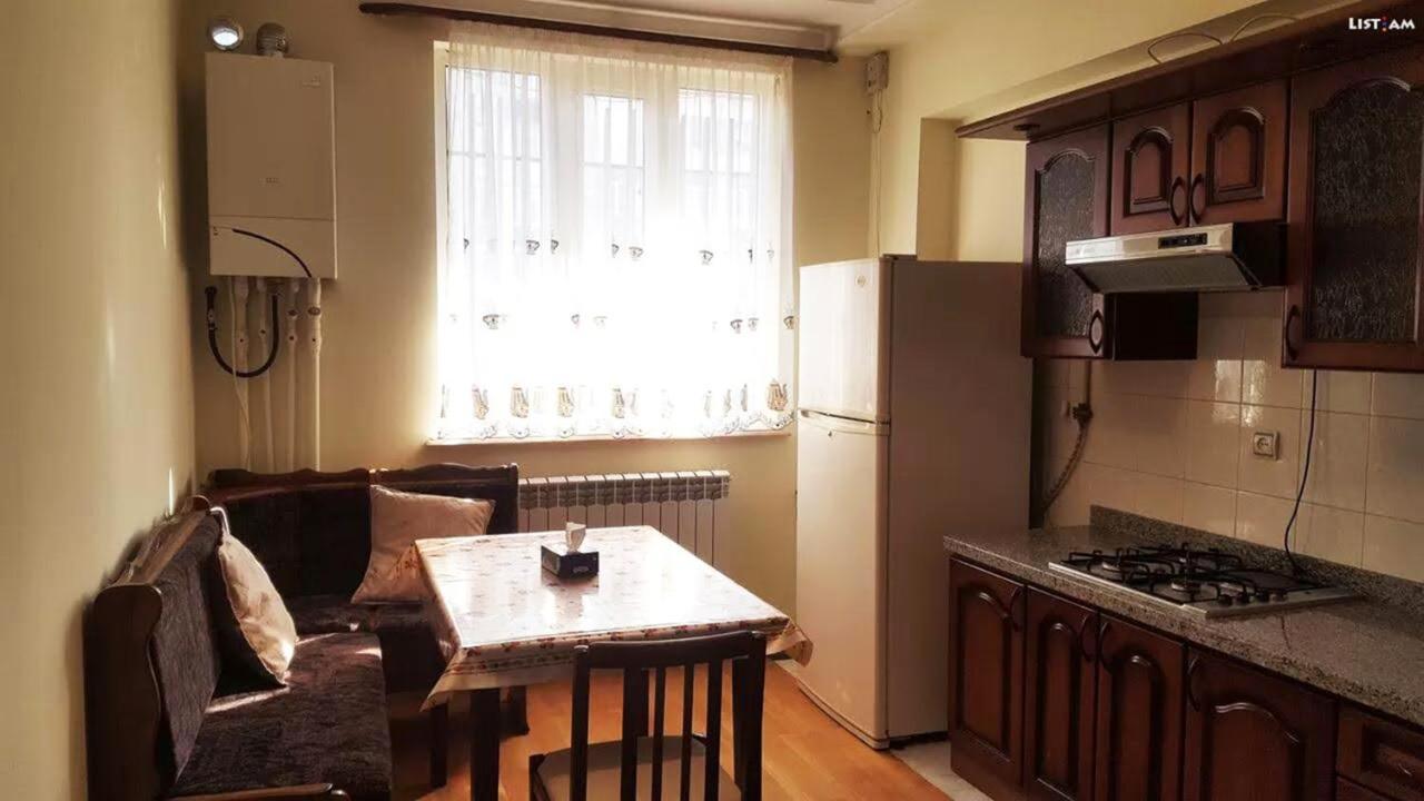 Apartments Γιερεβάν Εξωτερικό φωτογραφία